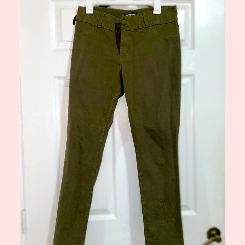 Green straight leg pants✨